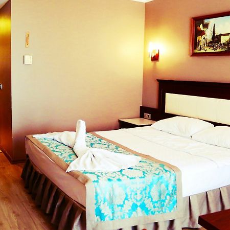Anzer Beach Hotel 쿰부르가즈 외부 사진