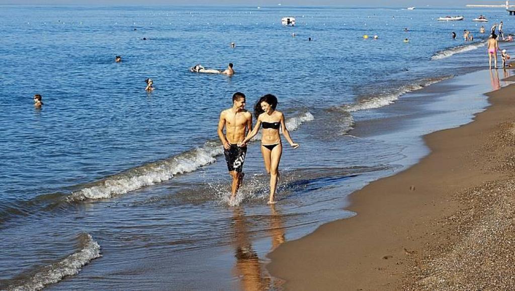 Anzer Beach Hotel 쿰부르가즈 외부 사진