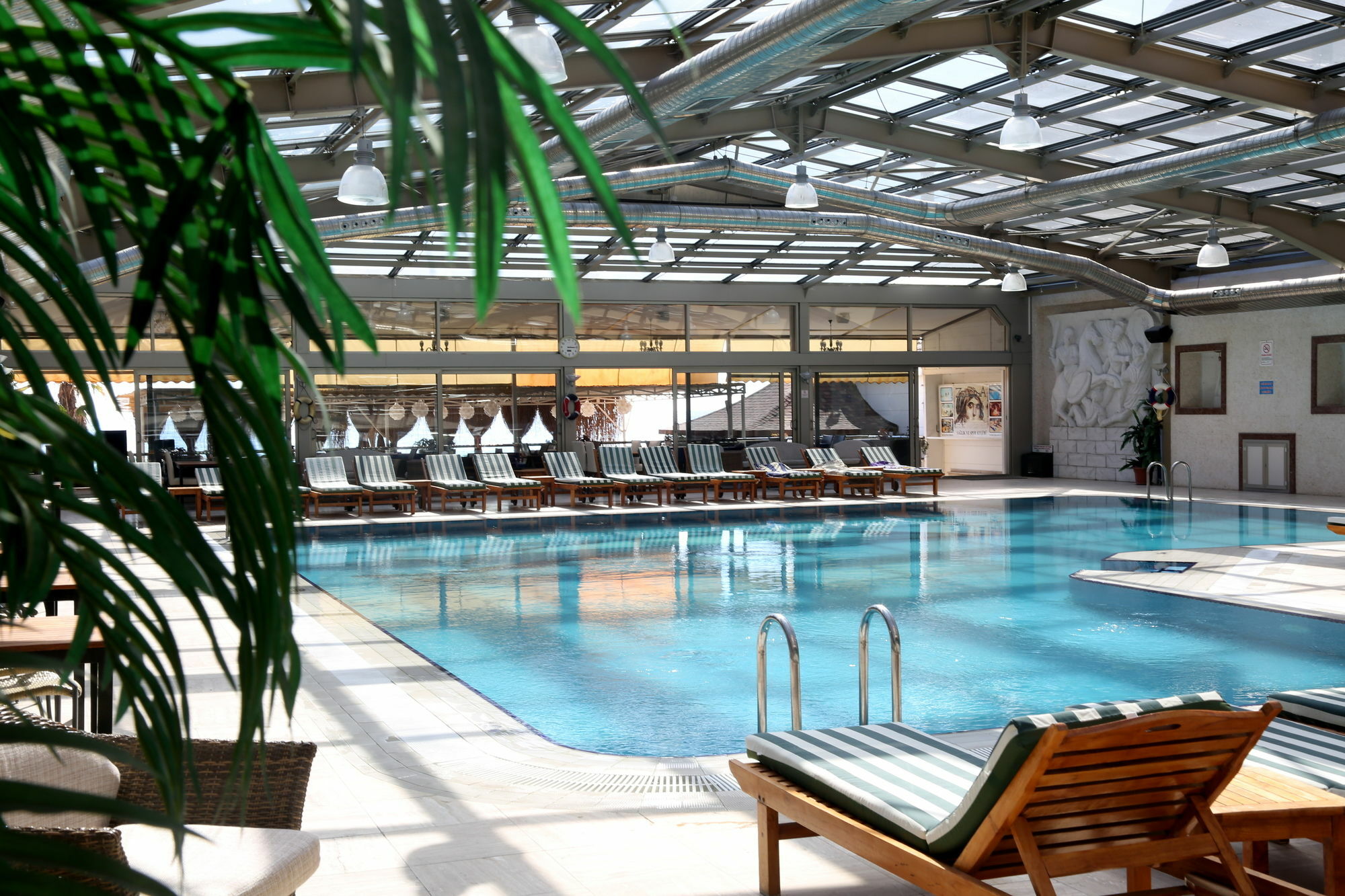 Anzer Beach Hotel 쿰부르가즈 외부 사진
